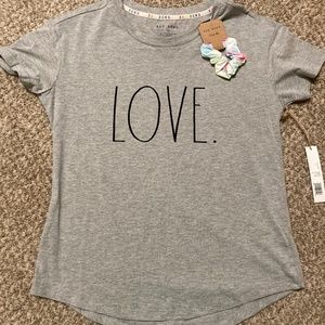 NWT Rae Dunn Love T-Shirt With Tie Dye Scrunchie-Light Grey Heather-XS